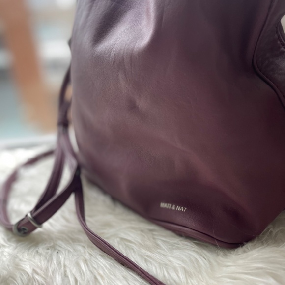 Purple Matt & Nat Large Bucket Bag - Picture 2 of 5